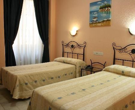 Hostal El Triunfo Cordoba Ngoại thất bức ảnh