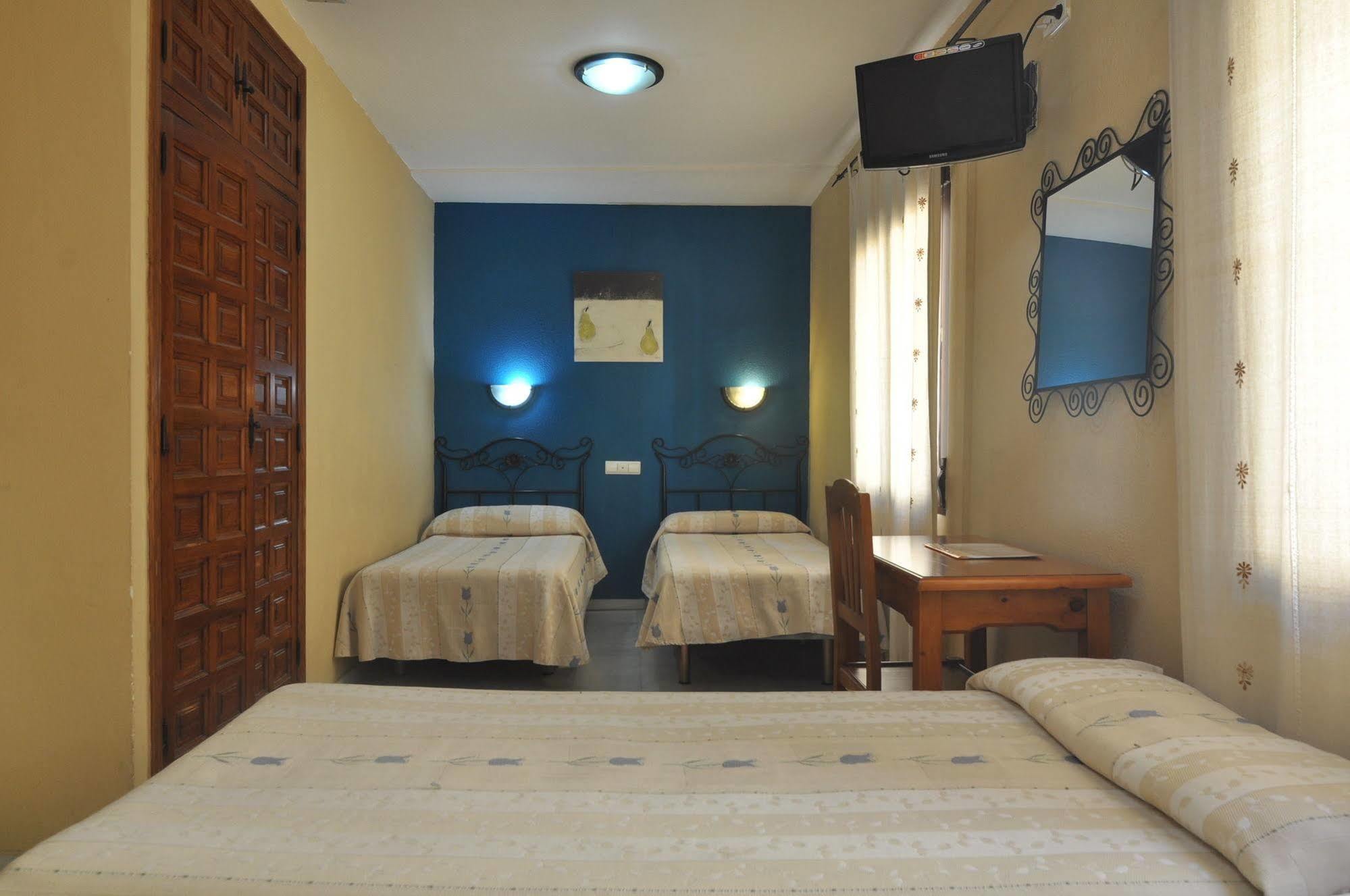 Hostal El Triunfo Cordoba Ngoại thất bức ảnh